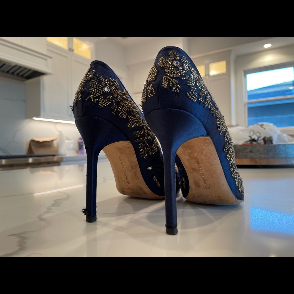 Blue Manolo - Picture 6 of 12